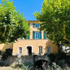appartements-la-ferme.fr-provencehotel.com/